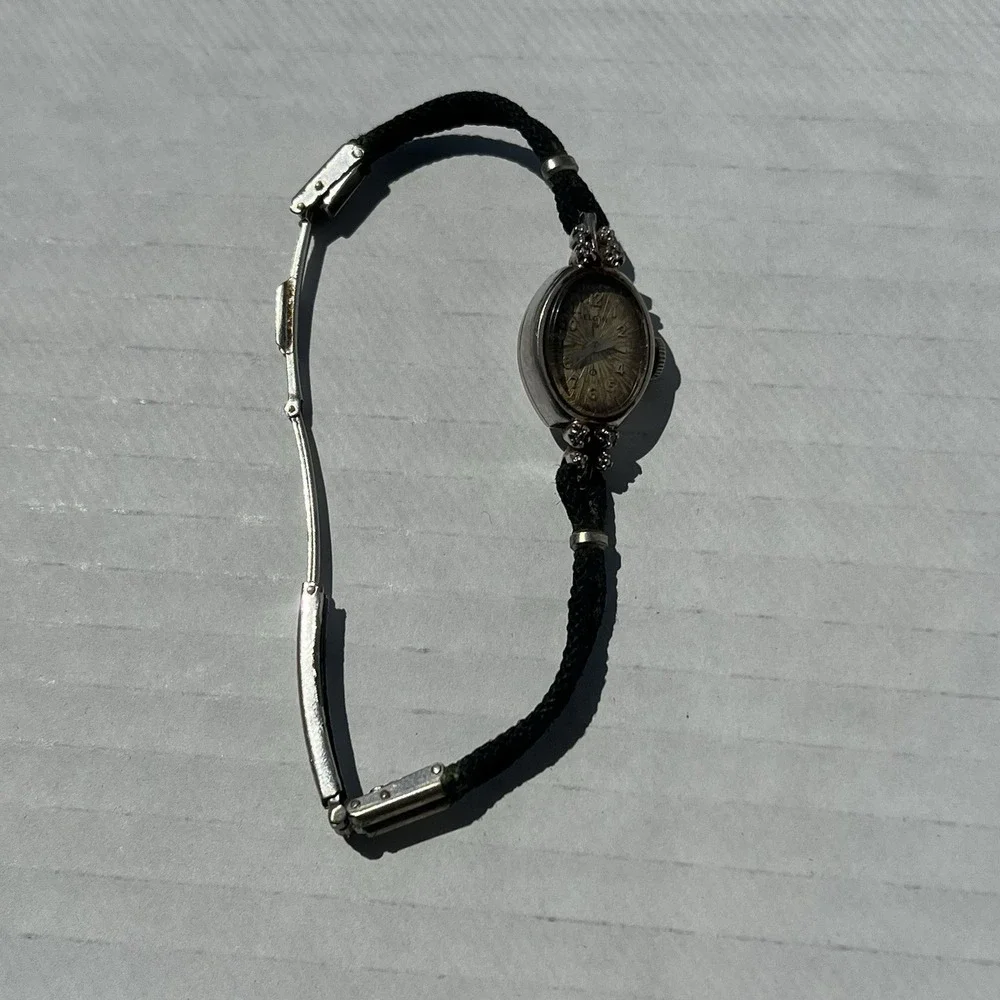 VTG Elgin 10K Gold Ladies Watch–4 Diamonds–Working–Elegant Oval Dial – Read -